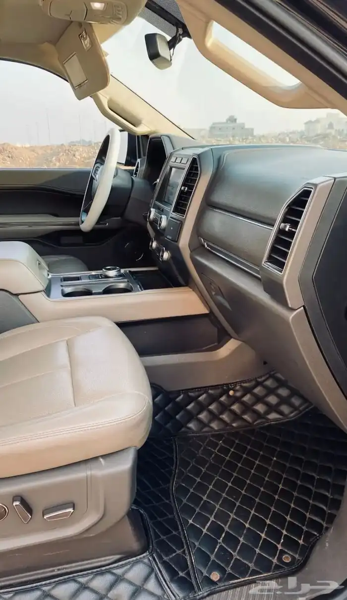 للبيع فورد اكسبيديشن 2019 نص فل مالك اول 39