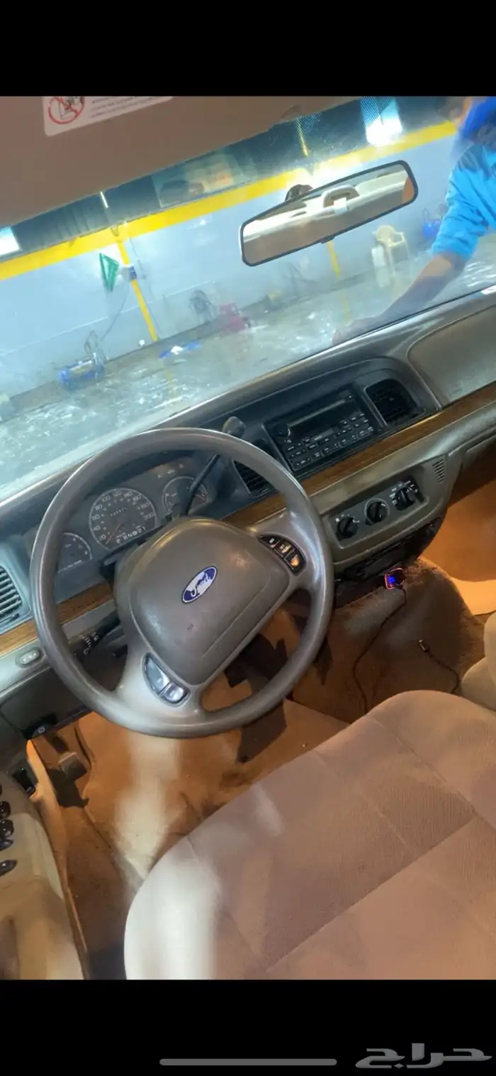 كراون فيكتوريا 2004 17