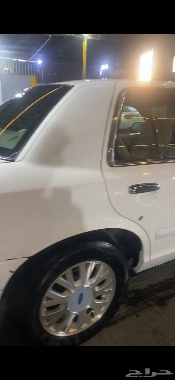 كراون فيكتوريا 2004 8