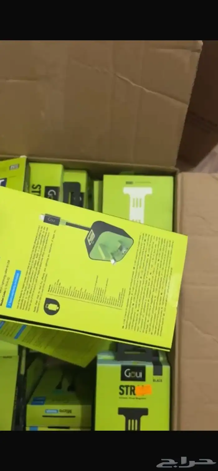 للبيع بضاعة واكسسورات محل جوالات واجهزة إلكترونية 21