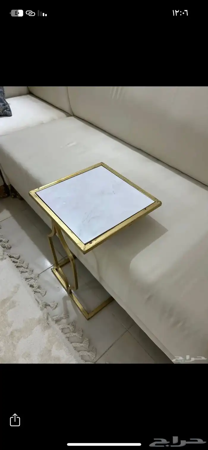 طاولة صالة من هوم بوكس نظيفة ب 200 ريال 2