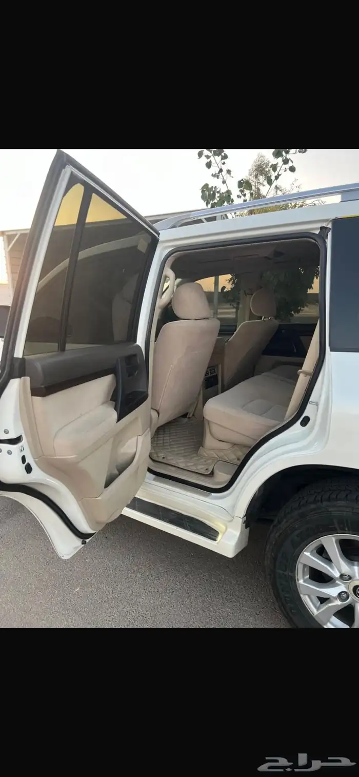 لاندكروزGXR2020ديزل رقم ( 3 ) 7