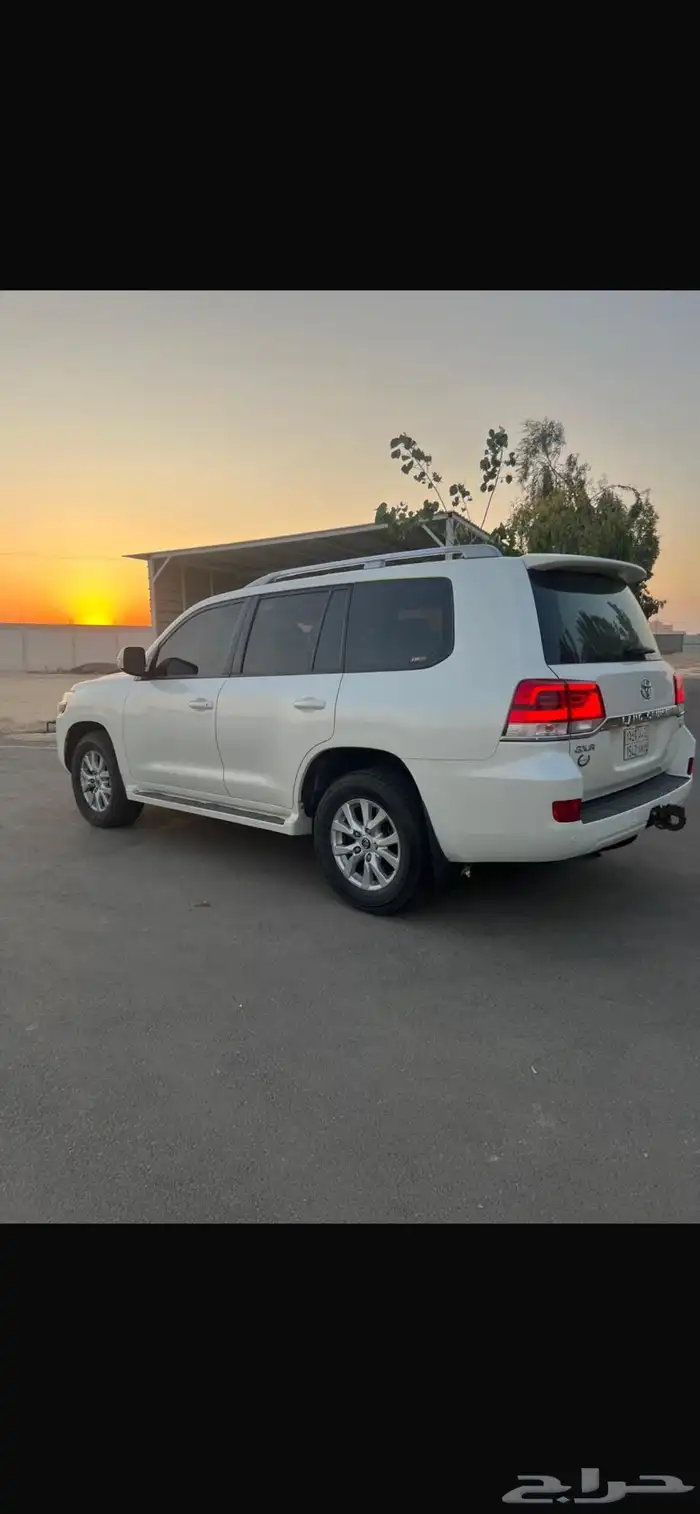 لاندكروزGXR2020ديزل رقم ( 3 ) 3