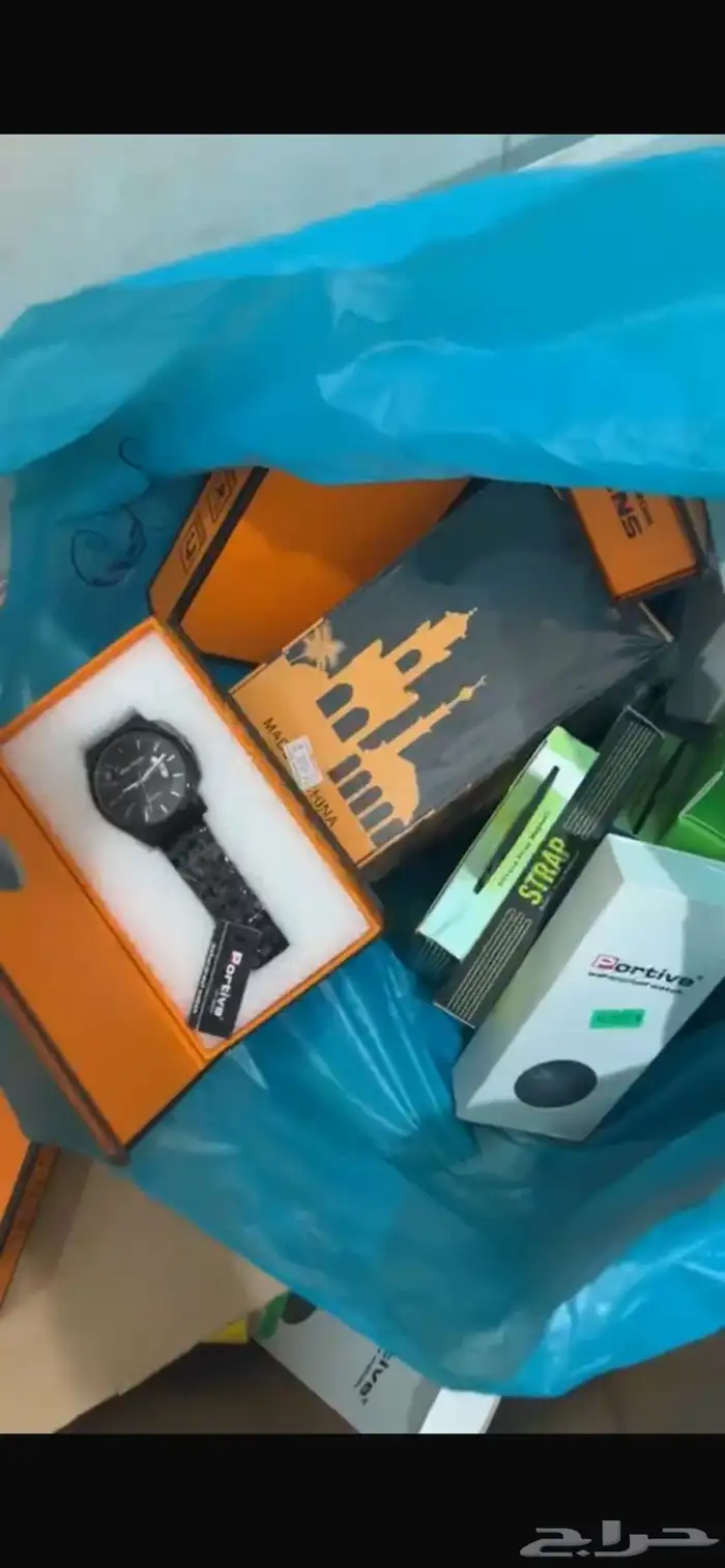 للبيع بضاعة واكسسورات محل جوالات واجهزة إلكترونية 22