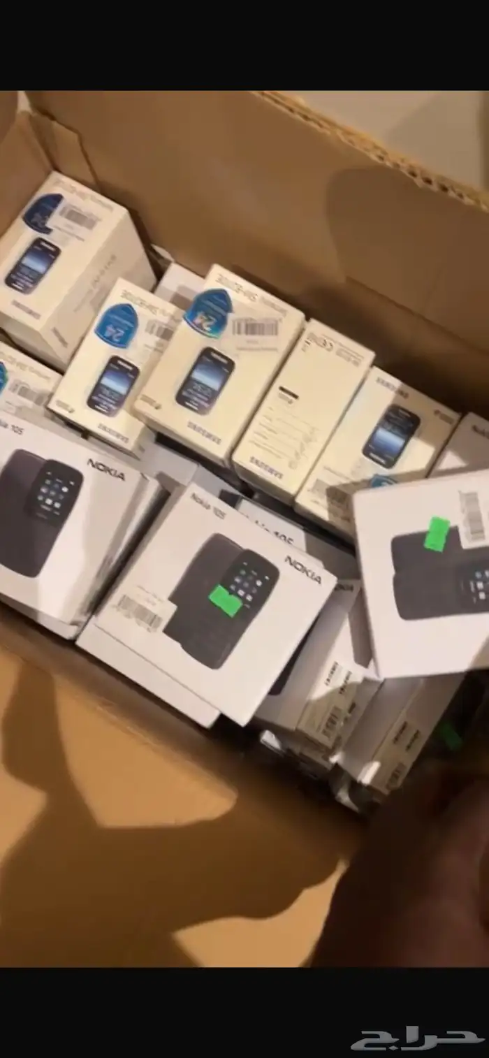 للبيع بضاعة واكسسورات محل جوالات واجهزة إلكترونية 23