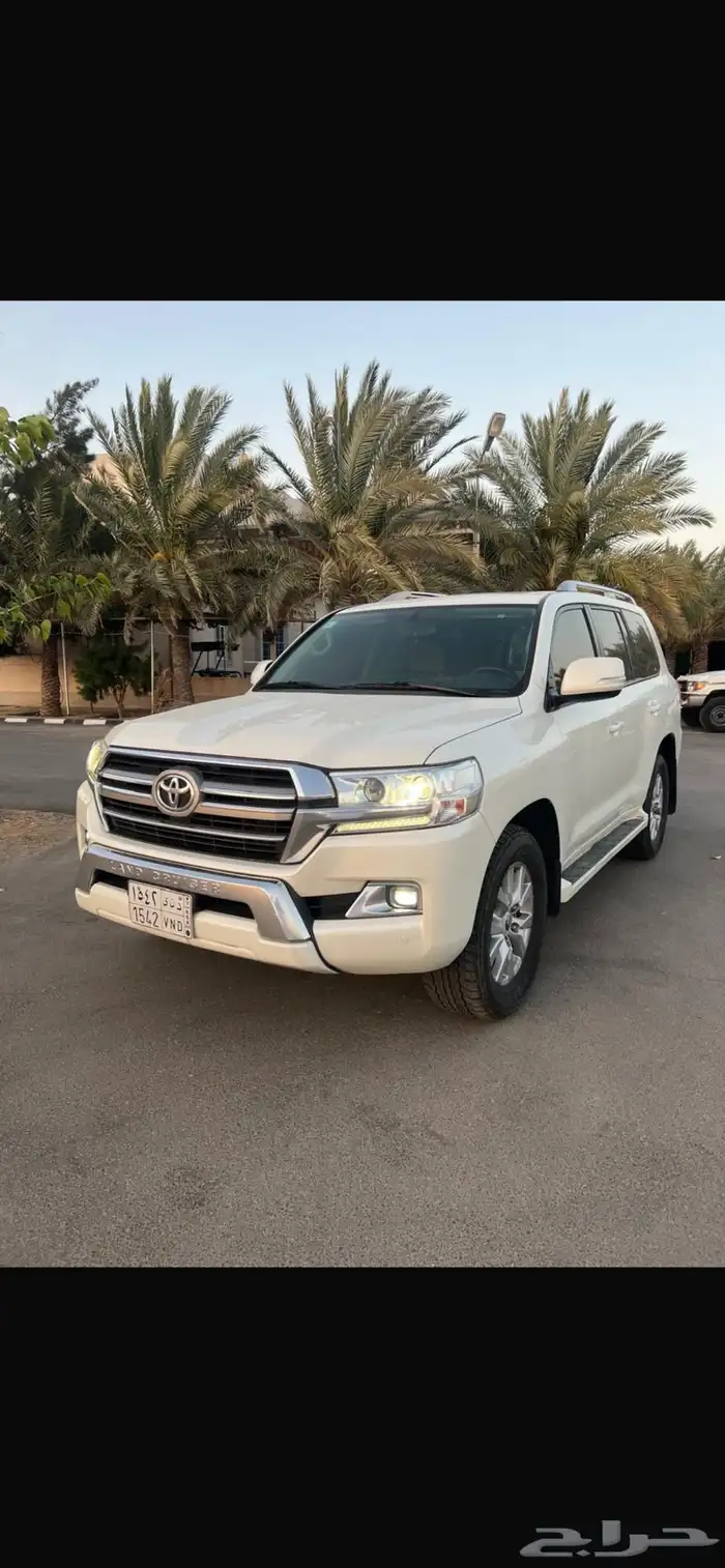 لاندكروزGXR2020ديزل رقم ( 3 ) 0