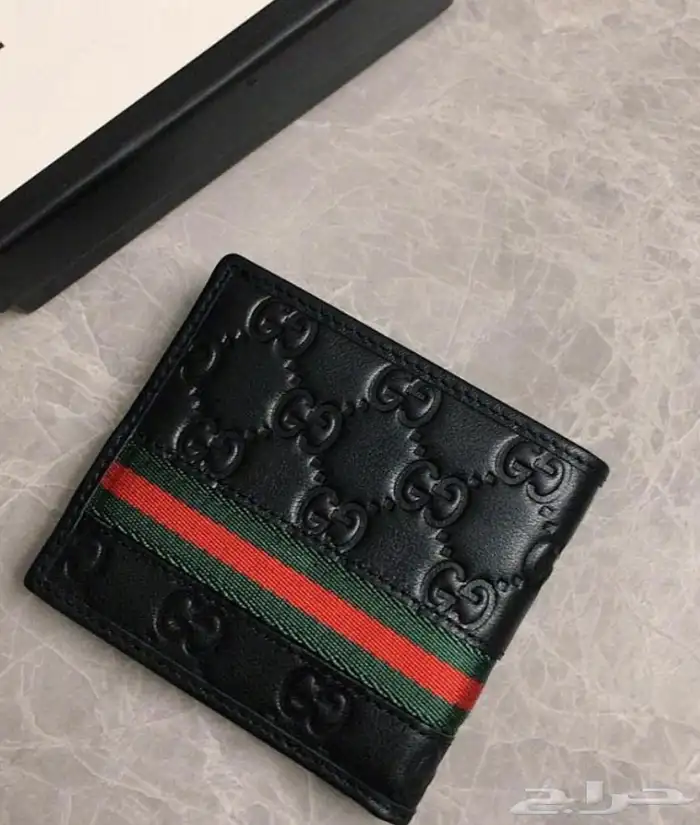 محفظه او بوك قوتشي سعر قابل لتفاوض 0