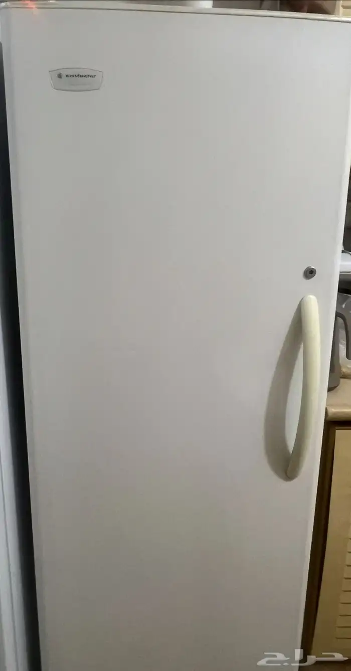 للبيع ثلاجة بنشمارك وفريزر kelvinator 1