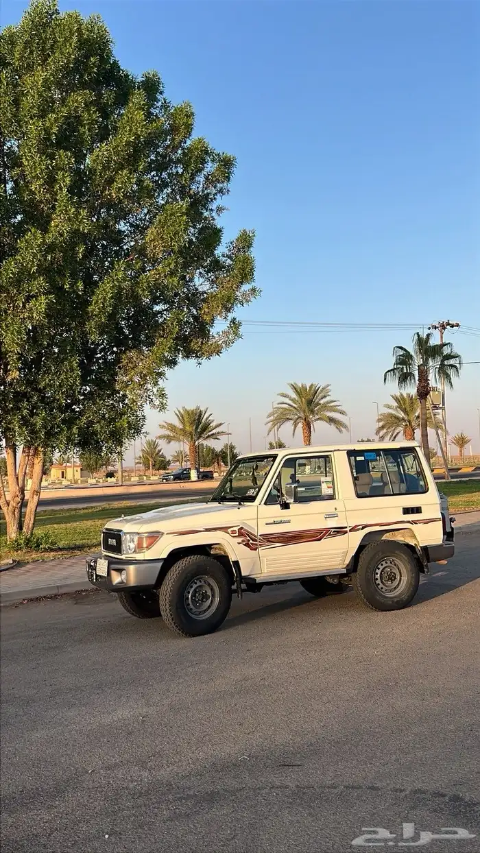 جيب ربع ابيض فل كامل 0