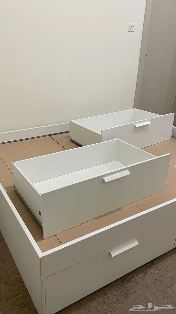 سرير من ايكيا 2