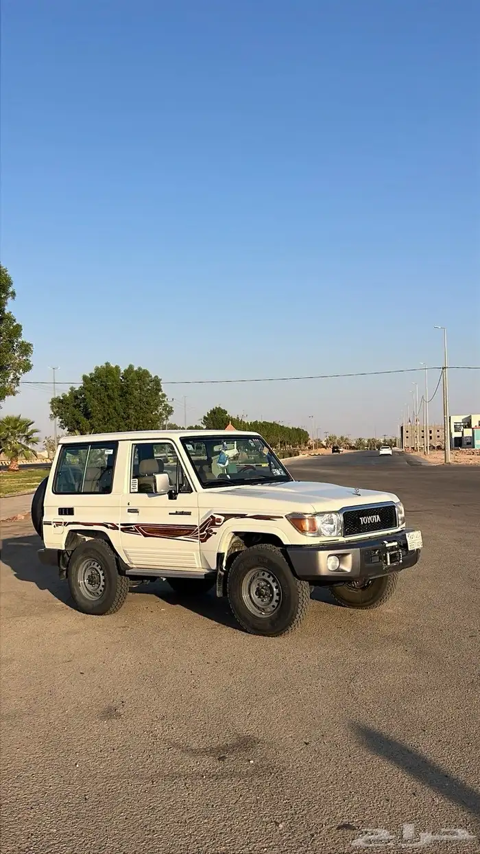 جيب ربع ابيض فل كامل 1