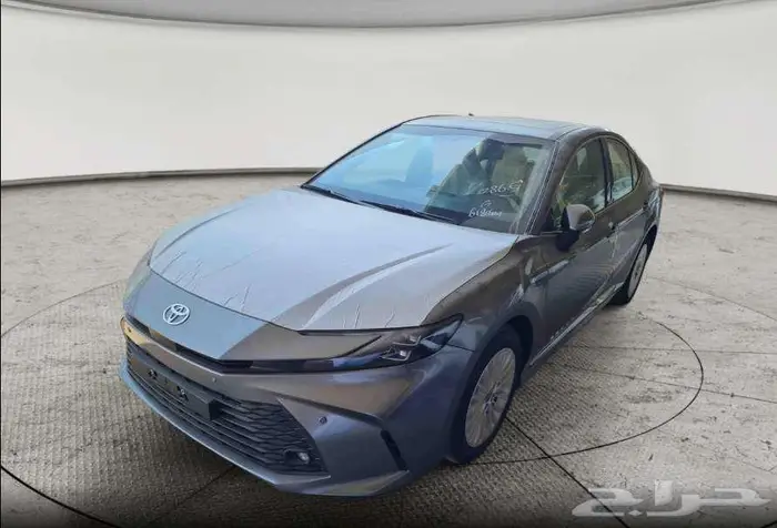 تويوتا كامرى LE موديل 2025 بقسط 1800 0