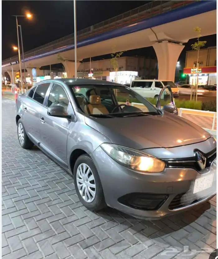 رينو فلوانس ((مسقطه)) البيع تشليح فقط 0