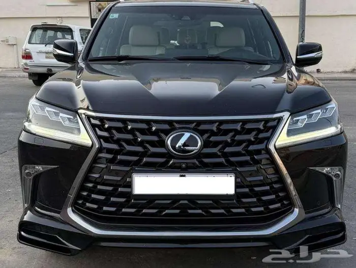 لكزس LX 2018 أسود 7