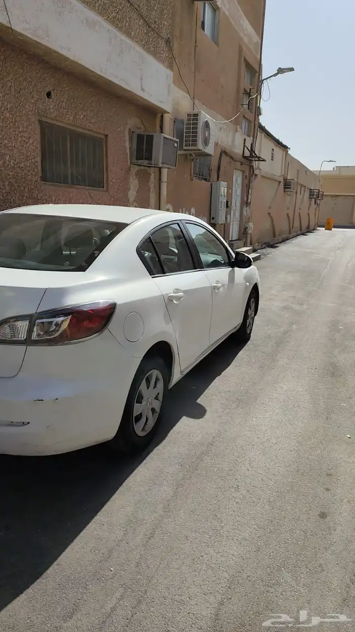 للبيع مازدا زوم3 2013 0