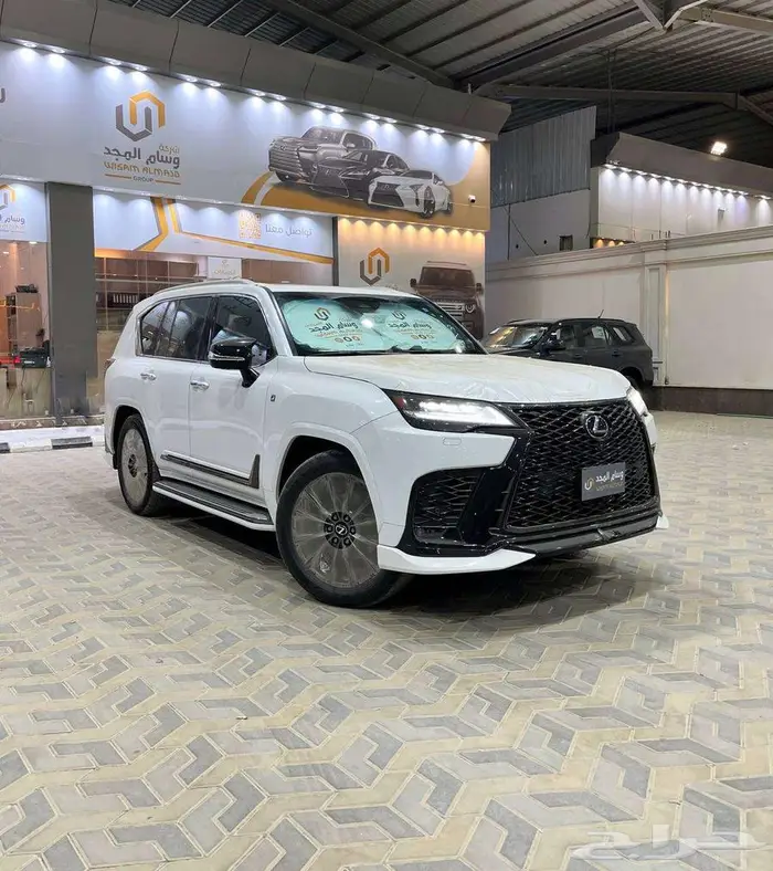 عرض خاص لكزس LX 600 F SPORT موديل 2025 سعودي بطاقه جمركيه 0