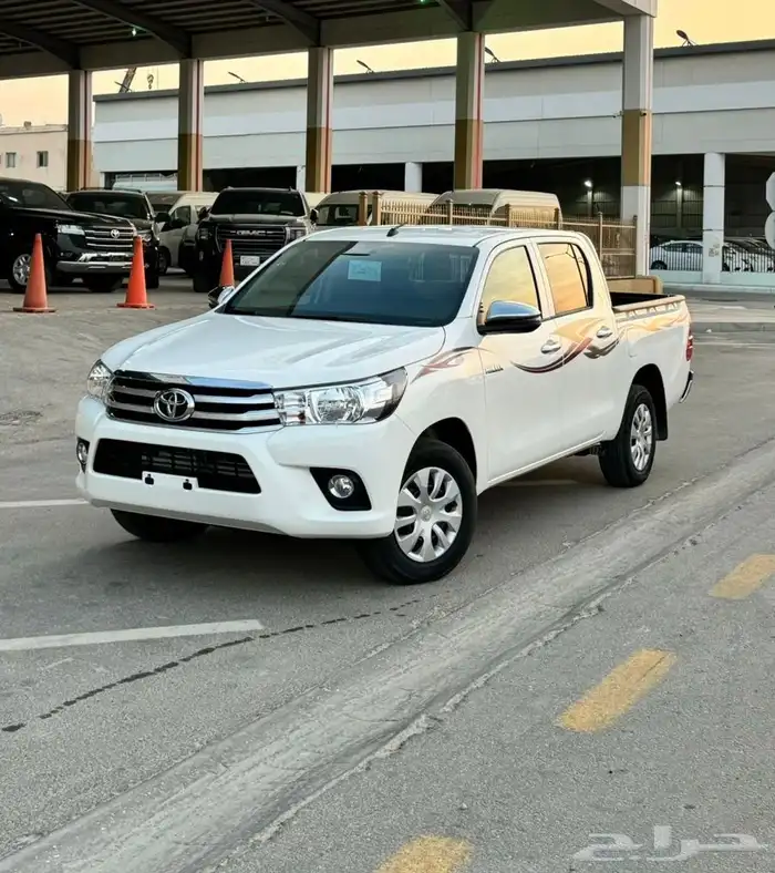 هايلوكس 2025 اوتماتيك بدون دبل بنزين 1