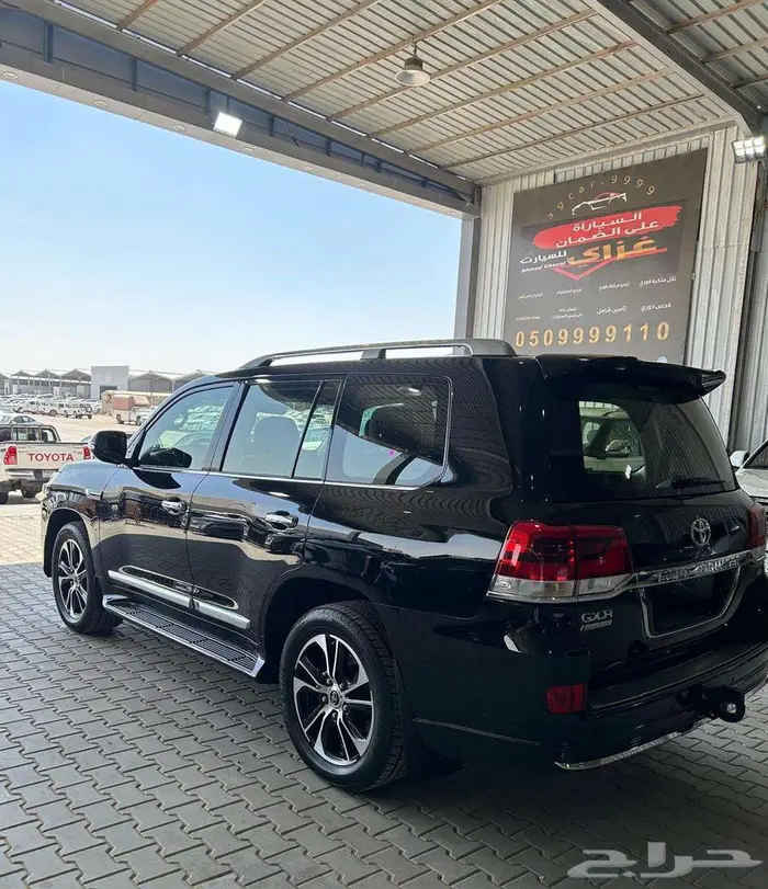 تويوتا لاندكروزر GXR 2021 فل اوبشن 3