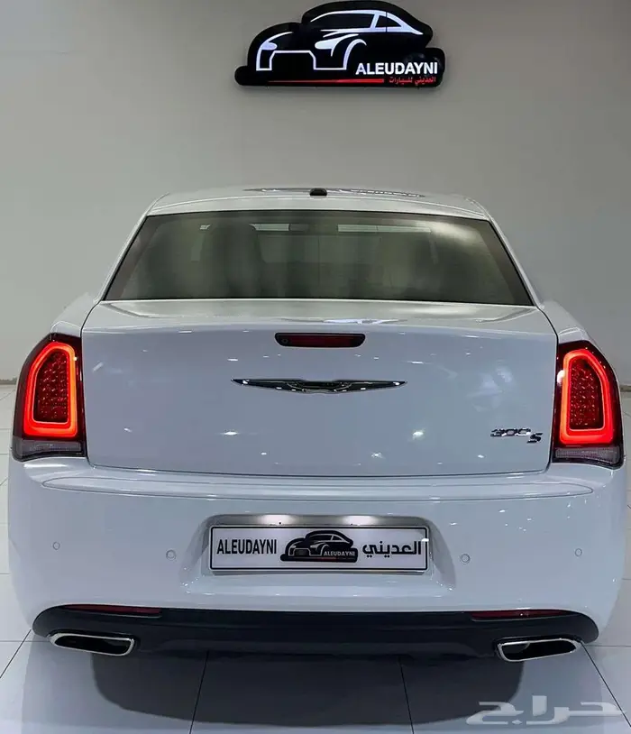 كرايزلر C300 2021 5
