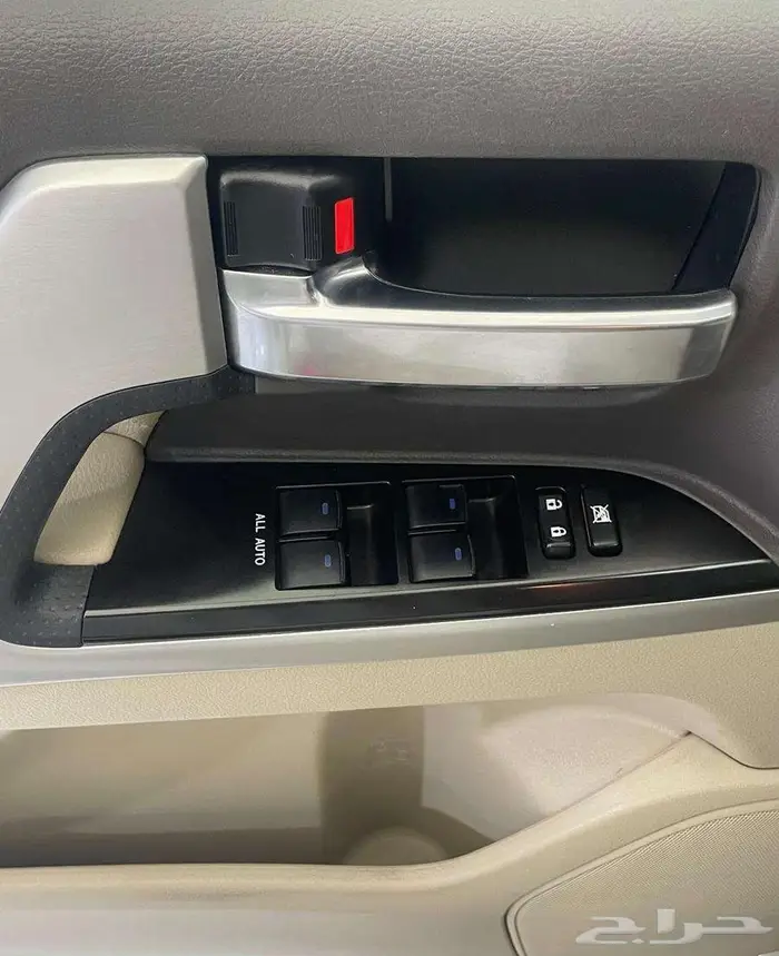 تويوتا لاند كروزر VXR 2021 33