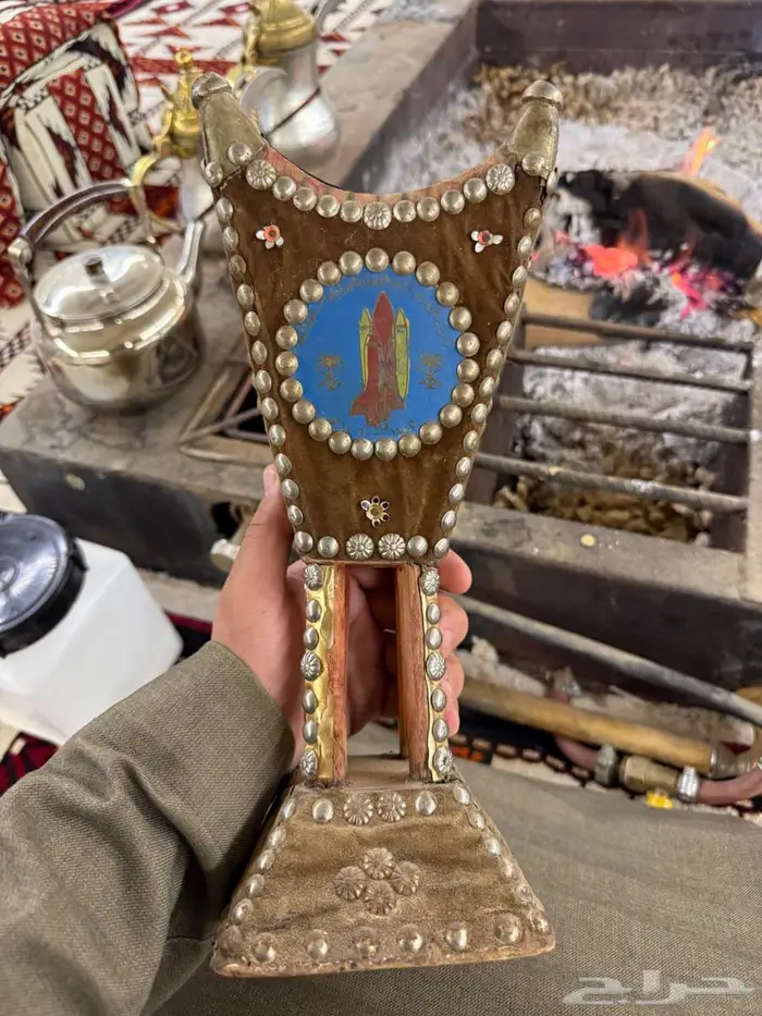 مبخره تراثيه نوادر عليها تاريخ 1405ه 0