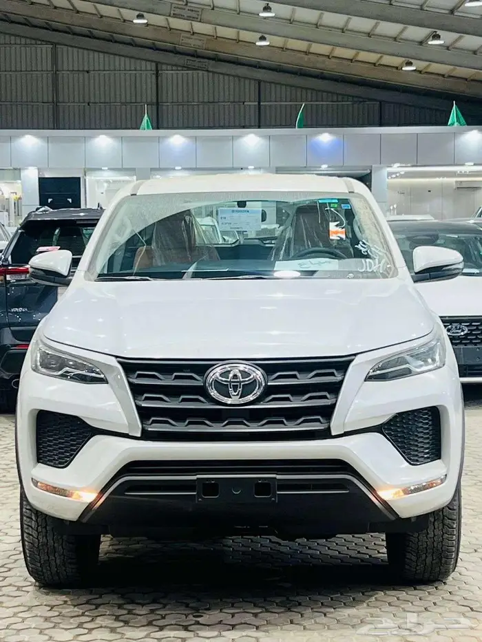 تويوتا فورتشنر GX2 بنزين 2025 2