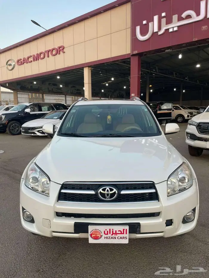 تويوتا راف فور 2012 بدون دبل 1