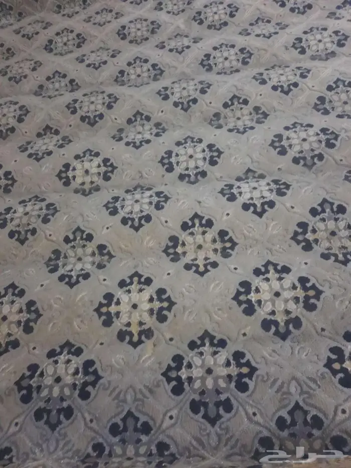 فرشه 4 في 3 نوعيه ممتازه نظيفه 0