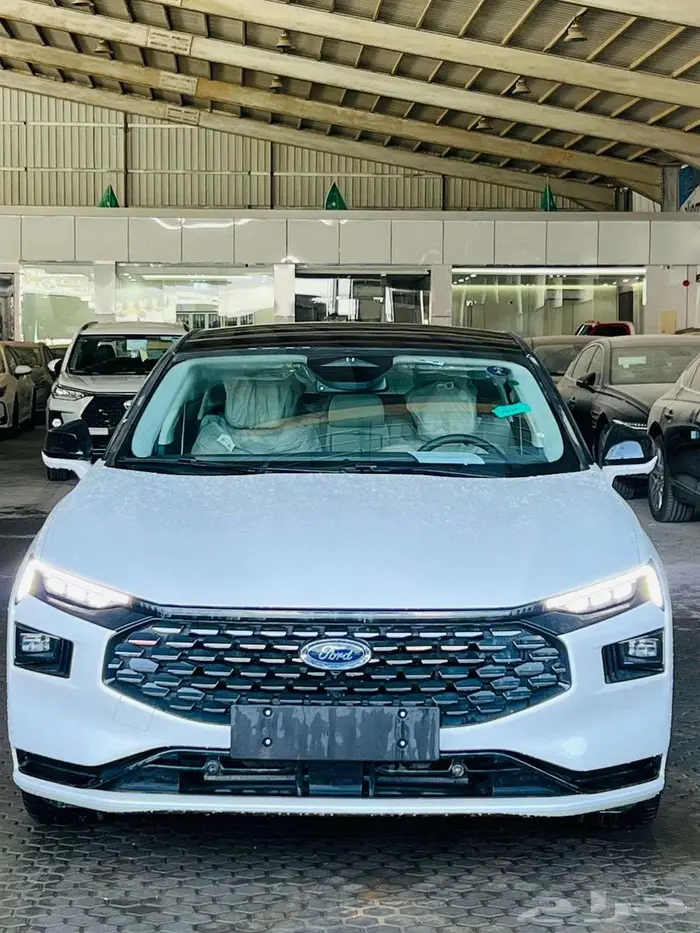 فورد تورس تيتانيوم 2026 0