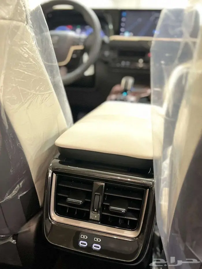 تويوتا كراون بريميوم هايبرد 2026 بأقل الأسعار 4