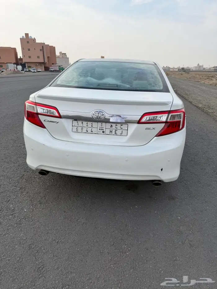 كامري 2015 GLX ابيض لؤلؤي 5