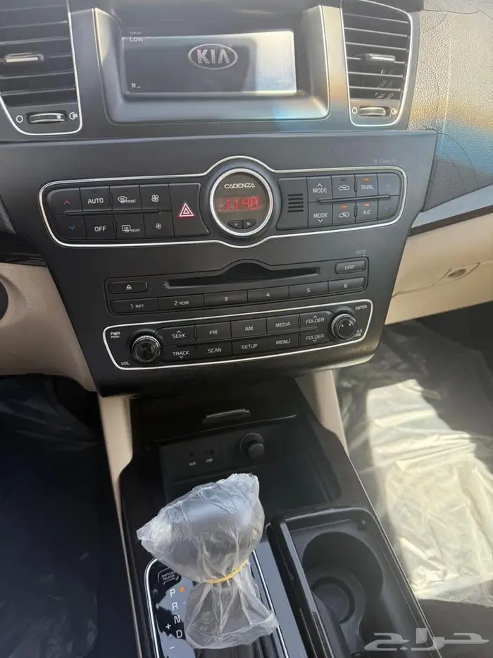 للبيع كيا كادينزا 2014 13