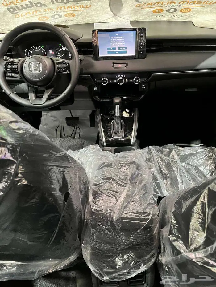 عرض خاص هوندا HRV - LX نص فل موديل 2025 بطاقه جمركيه 8