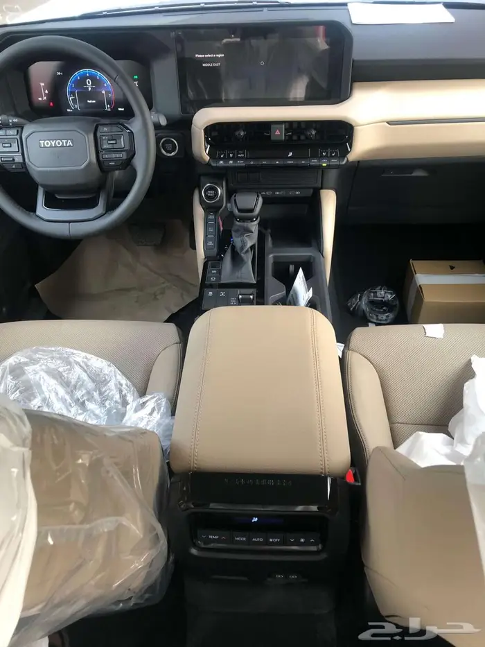 تويوتا برادو TXL2 بنزين 2025 أبيض بأقل سعر 8