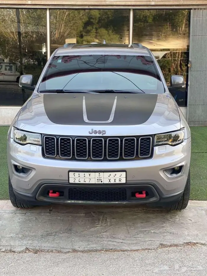 جيب جراند شيروكي تريل هوك2017 بانوراما فل كامل للبيع 0