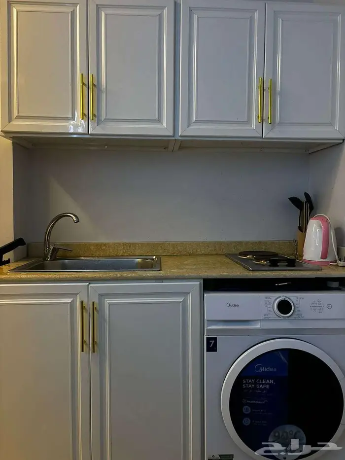 استديو فاخر العارض شمال الرياض (عوائل) 3