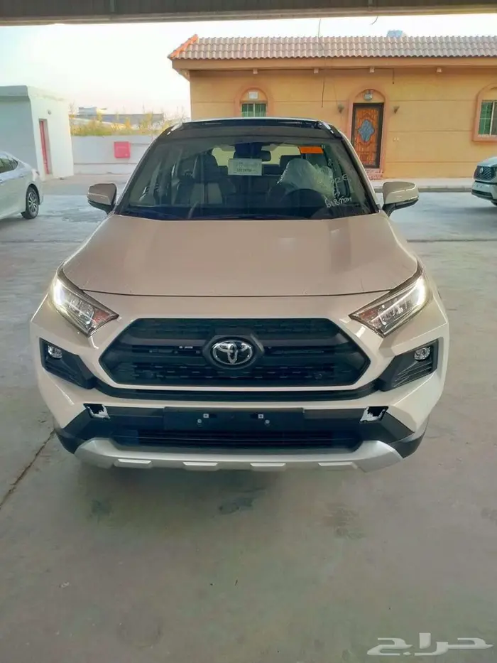 تويوتا راف فور 2.5 ادفنتشر 2025 2