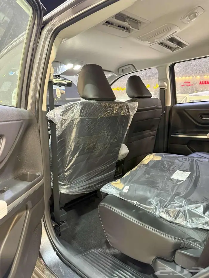 تويوتا فيلوز GLX بنزين 2025 4