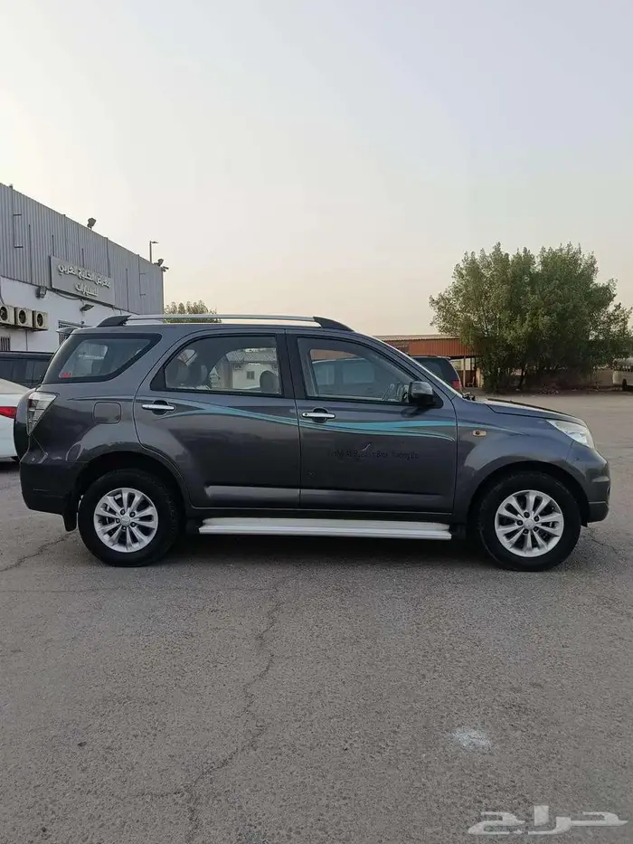 دايهاتسو تيريوس 2015 3