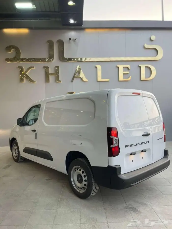 بيجو بارتنر بضاعة ديزل قير عادي -شاص طويل موديل 2026 5