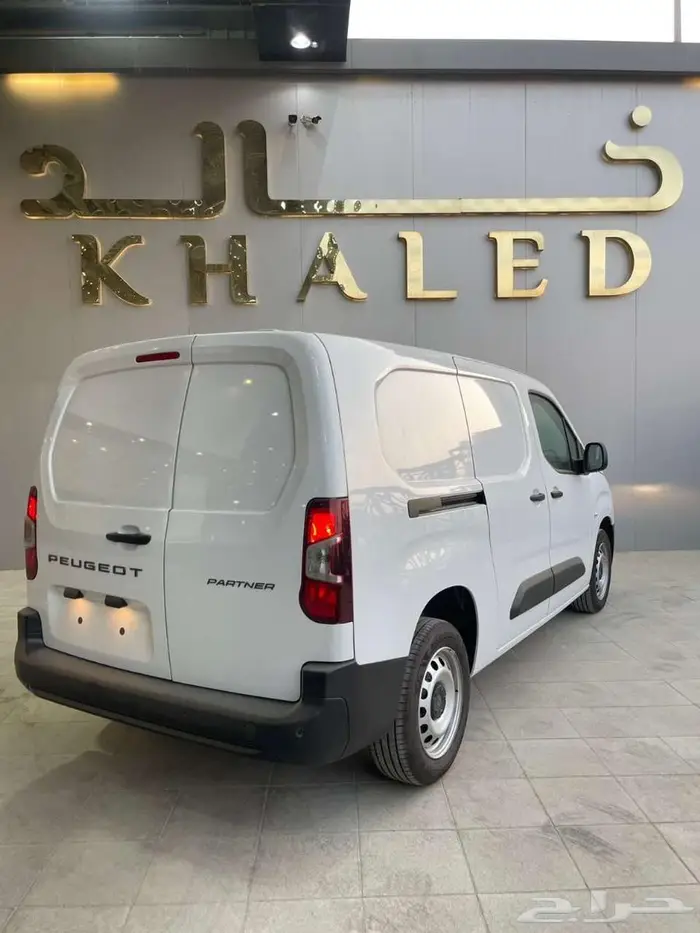 بيجو بارتنر بضاعة ديزل قير عادي -شاص طويل موديل 2026 4