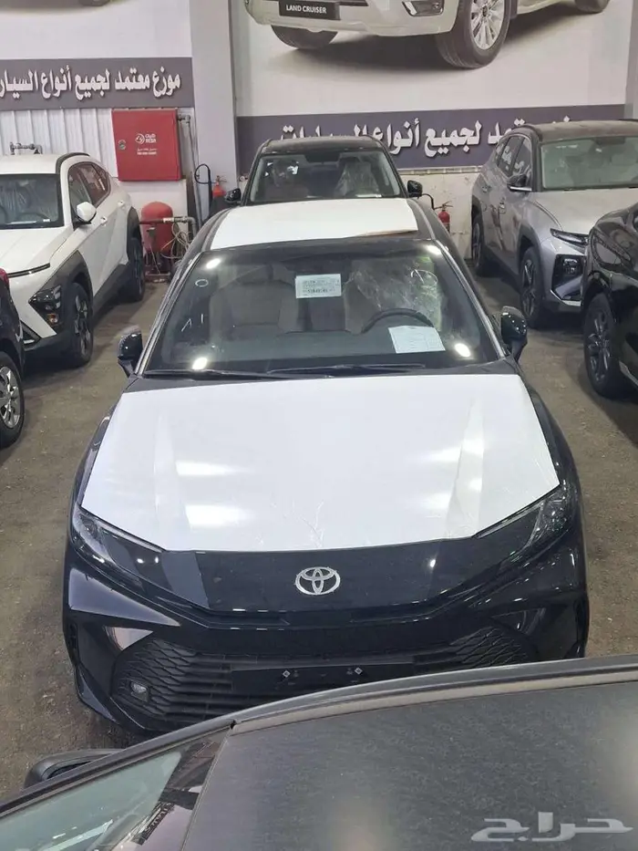 تويوتا كامري E ستاندر موديل 2025 0