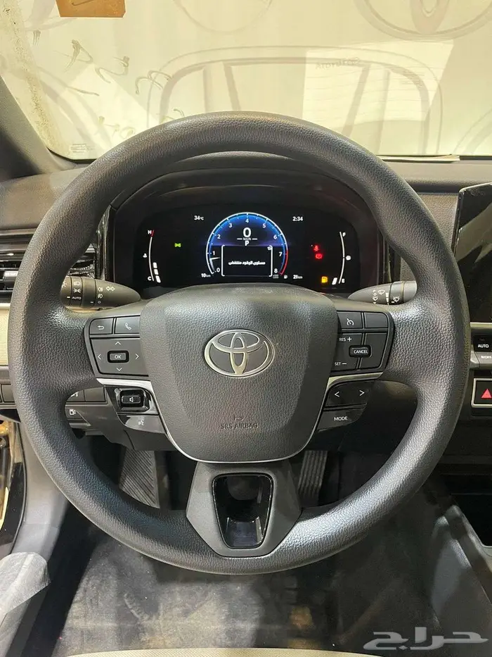 تويوتا كامري E بنزين 2025 جميع الالوان اقساط 10