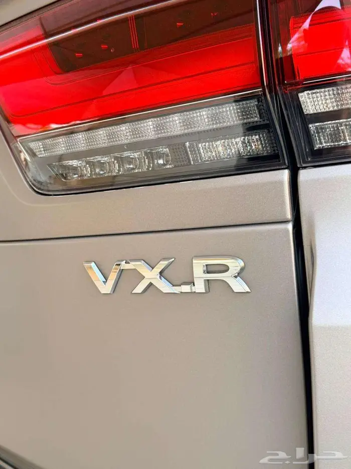 تويوتا لاندكروز VX-R فل كامل سعودي Land-Cruiser 7