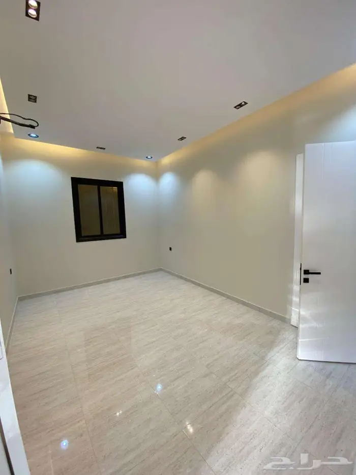 أدوار أرضية فاخرة للبيع الطالح - الورود - خميس مشيط 9