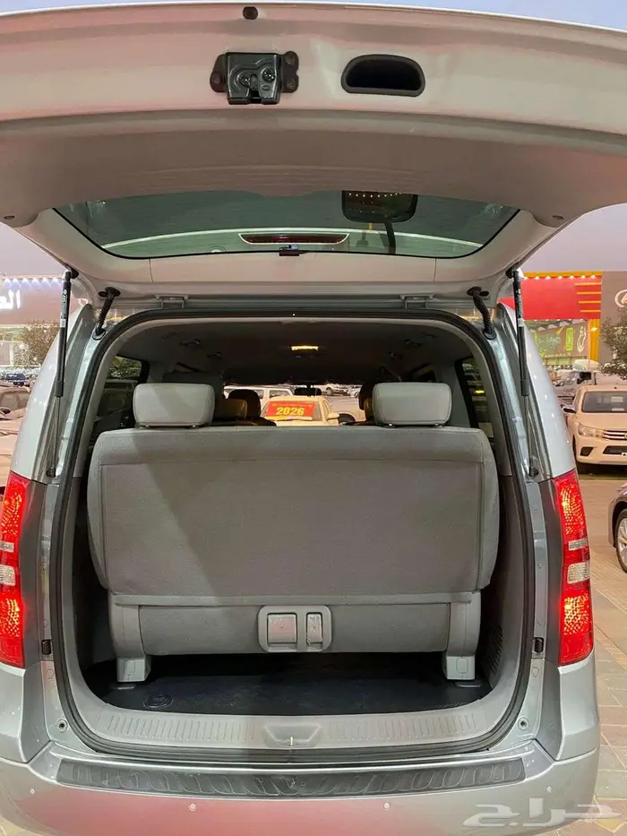 هيونداي (H1) موديل 2021 مستورد ديزل شاشه كاميرا 15