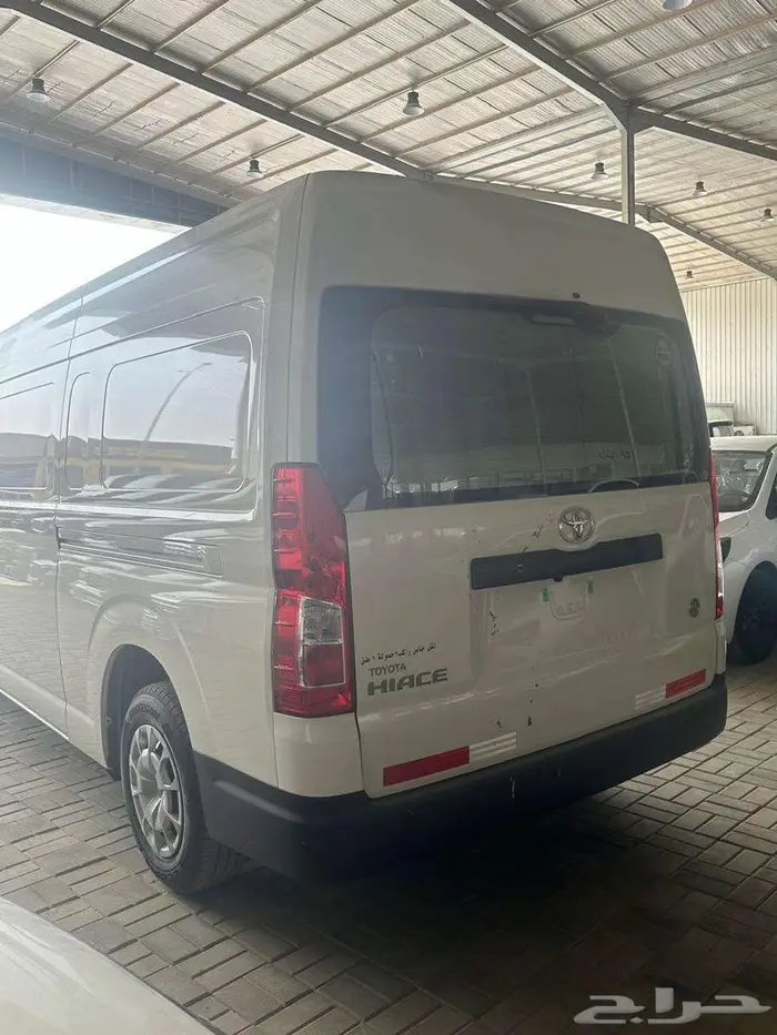 تويوتا هايس بضاعة سقف عالي 2026 بنزين اوتوماتيك 10