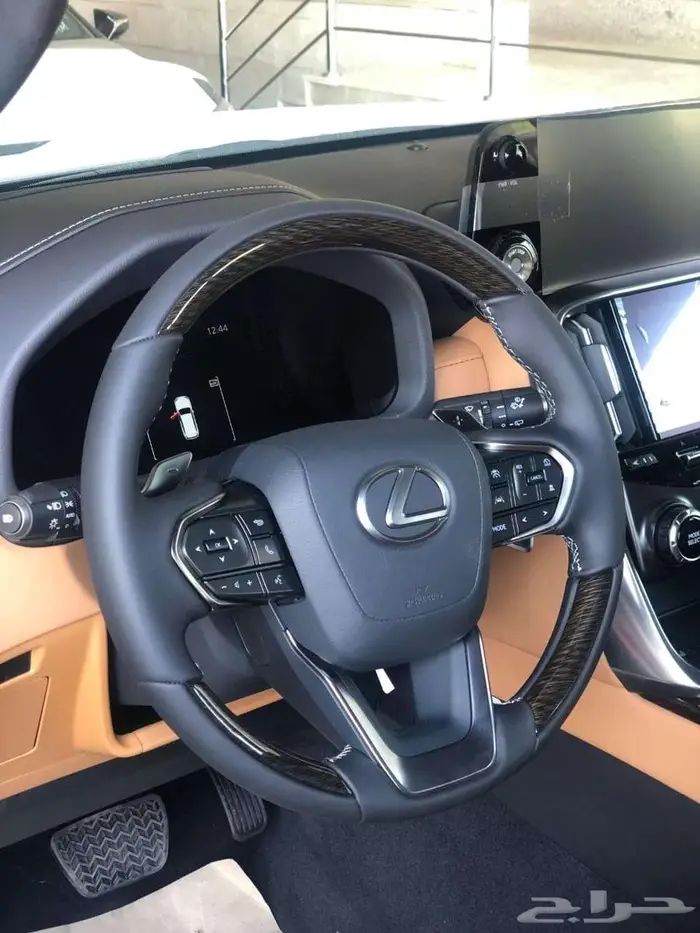 تتوفر فئات الجيوب اللكزس 2025 اصفار لمبيعات البنوك بدون ربح 14