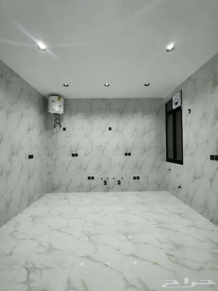 أدوار أرضية فاخرة للبيع حي النور - خميس مشيط 10