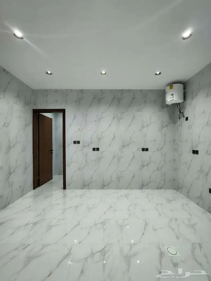 أدوار أرضية فاخرة للبيع حي النور - خميس مشيط 4